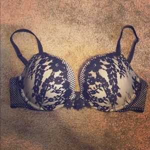 💃 Sexy 36C Victoria’s Secret Push Up Bra